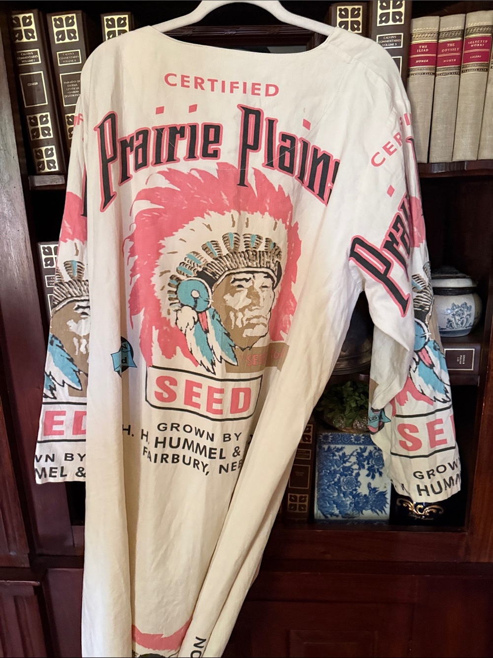 Jaded Gypsy. Graphic in Cream and Pink. Great with turquoise jewelry - Picture 5 of 5